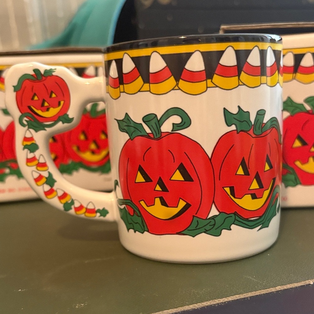 🎃 [vintage] set of Halloween Pumpkin mugs (4) - Picture 10 of 10